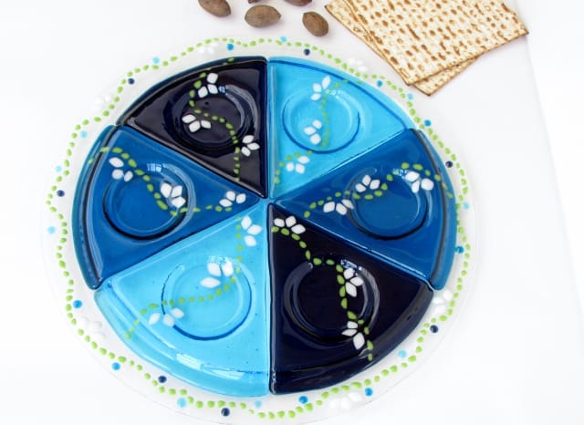 Modular Seder Plate Triangular Pieces - Image 6